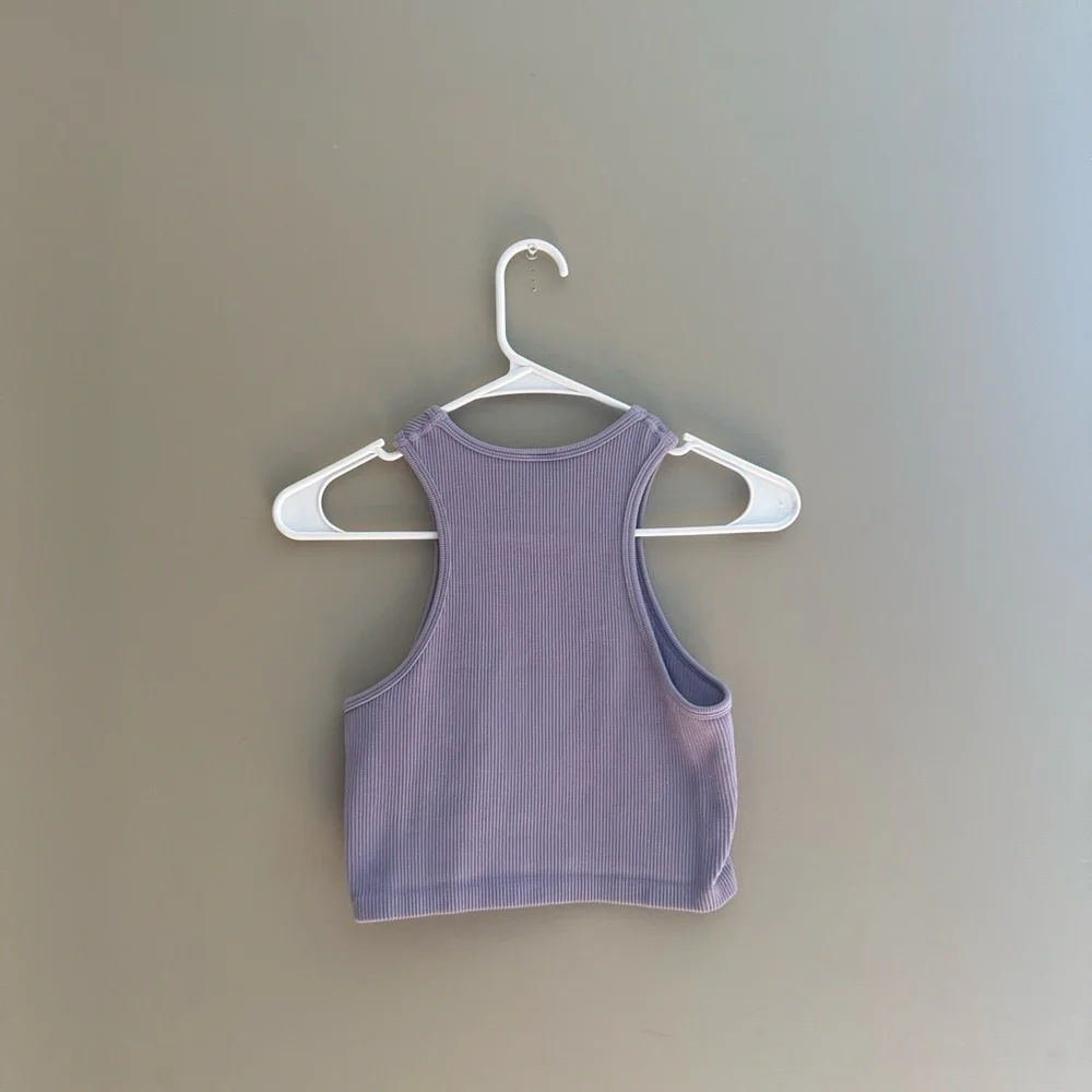 Lavender Ribbed Tank Top - Picture 3 of 4
